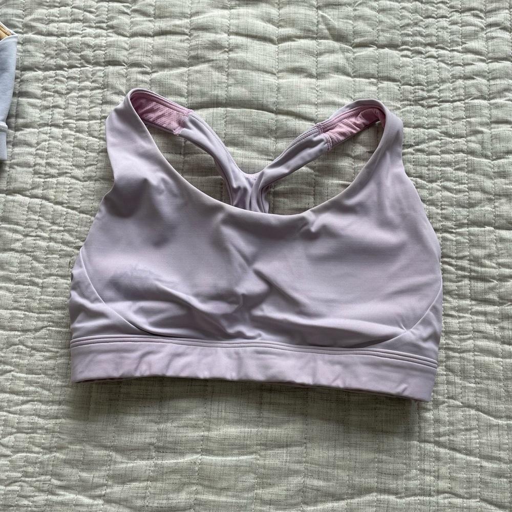 Athleta women’s pink sports bra - size small